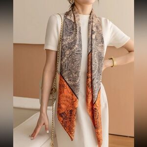 Silky scarf/wrap